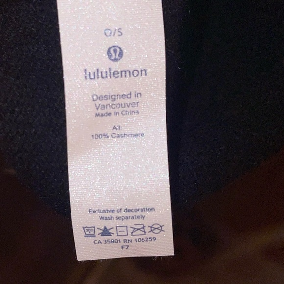 Lululemon cashmere scarf super soft and warm NWT🖤 - Picture 3 of 9